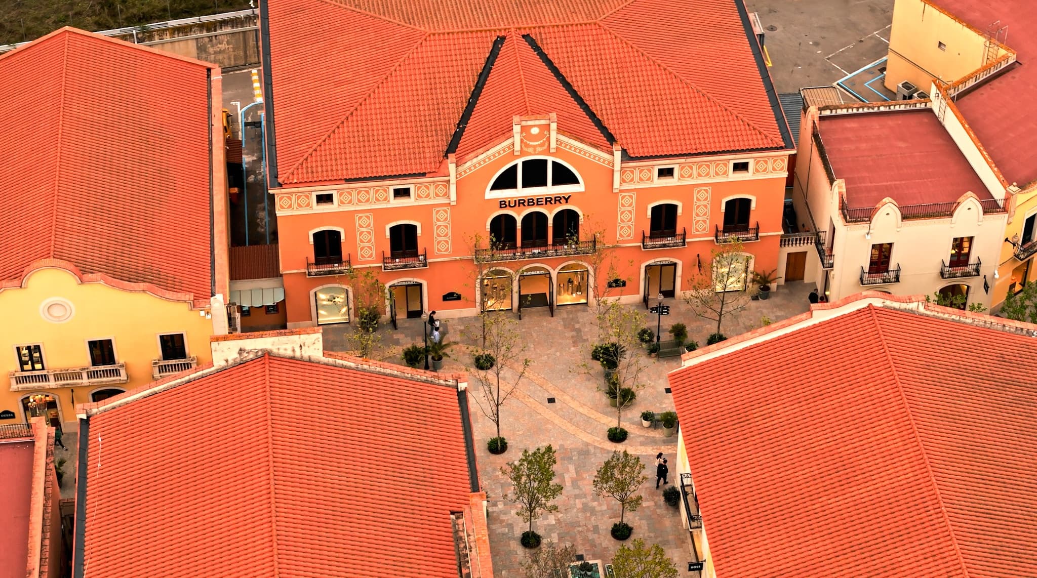 shopping-roca-village - 9